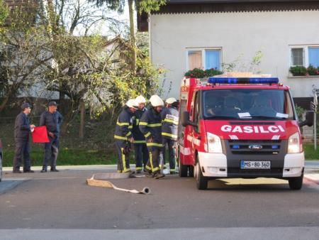 Gasilska vaja ob mesecu požarne varnosti 10